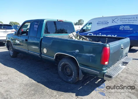 1998 Chevrolet C1500 Fleetside from USA, damaged, VIN 1GCEC19M7WE134637